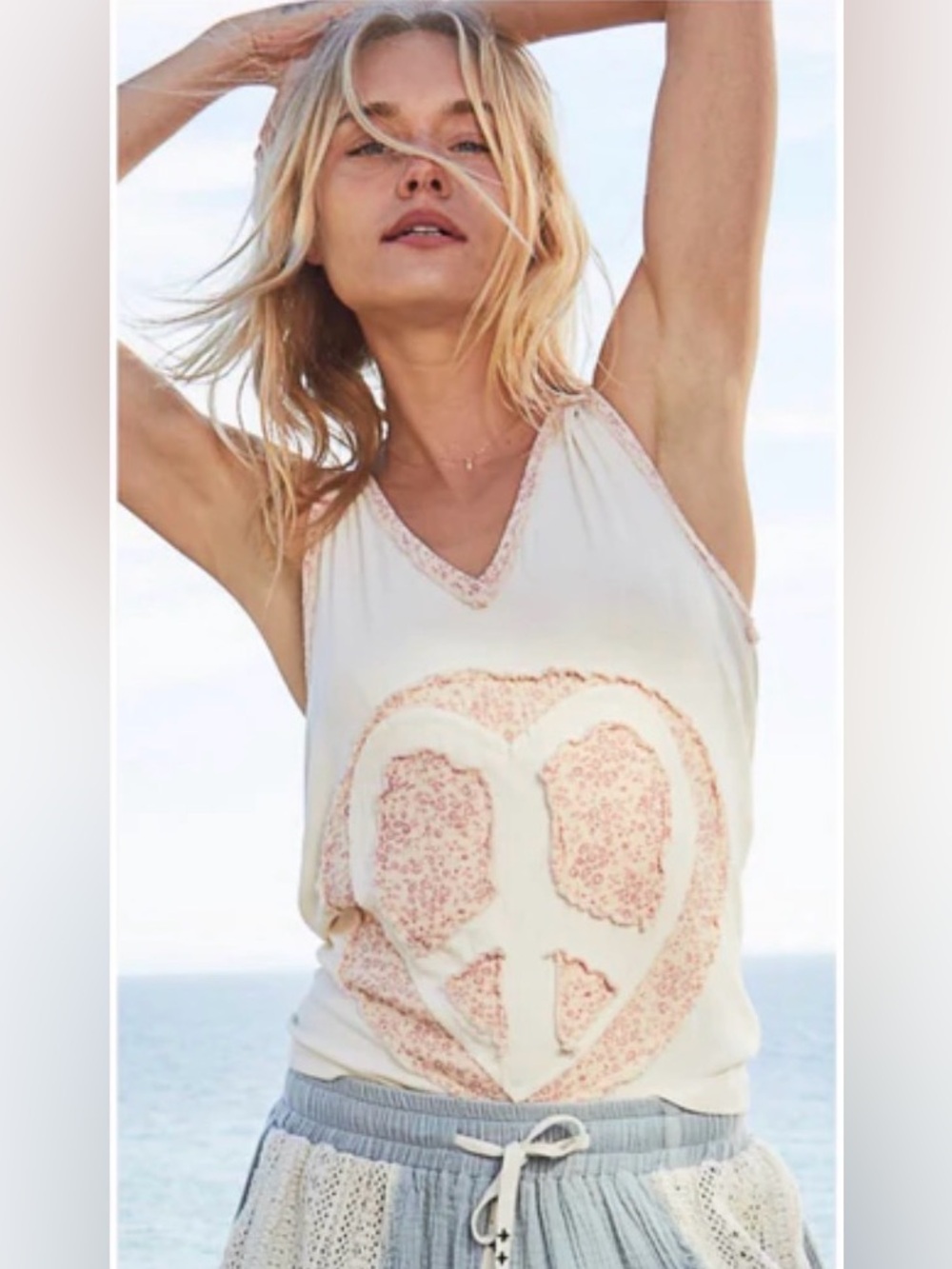 POL NWOT Floral Peace Sign V-Neck Tank Top - Cream & Pink